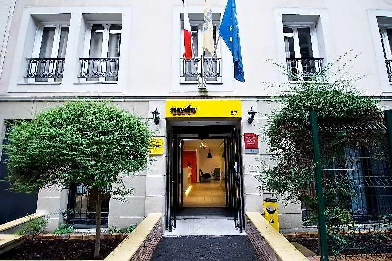 Staycity Gare De L'est Lägenhetshotell Paris