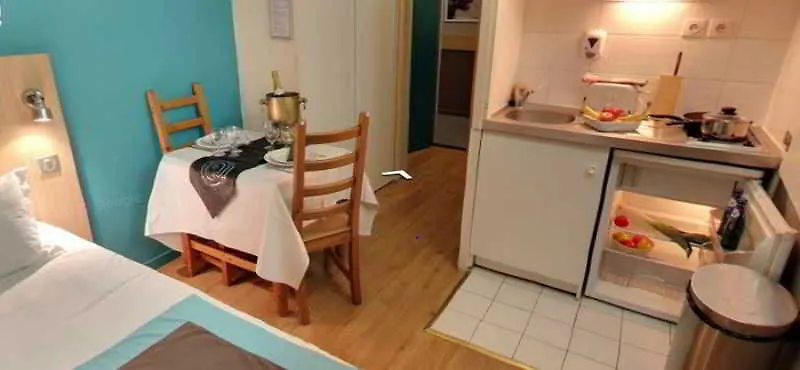 Staycity Gare De L'est Apartmanhotel 3*