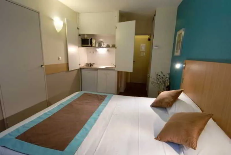 Staycity Gare De L'est 3* Párizs
